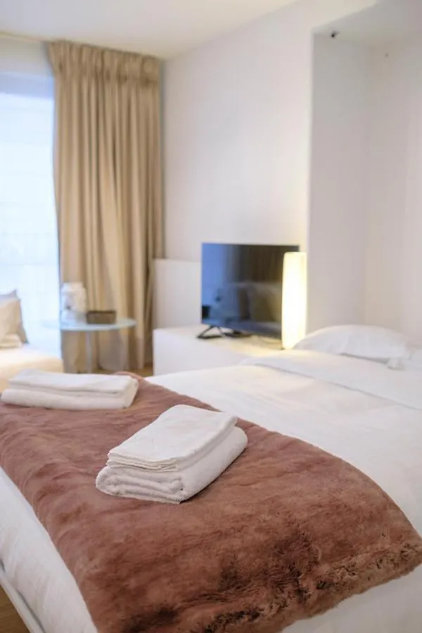 Charmant Studio Proche De La Toison D'Or Brussels Apartment